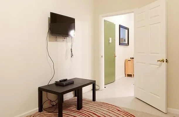 Rented by Portman Realty Corp | media 37