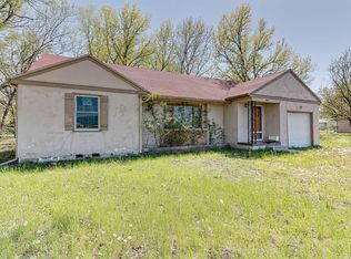 8840 Highway 24, Manhattan, KS 66502