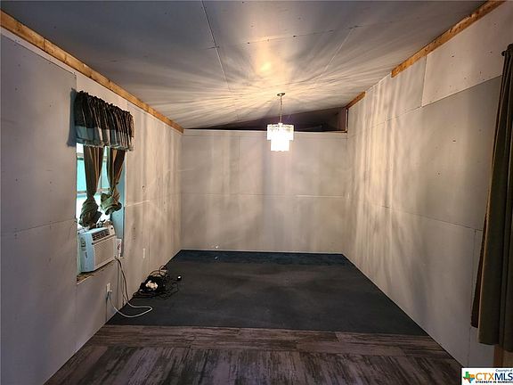 2nd image of 1442 N College St