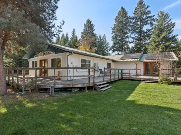 1627 Foothill Rd, Kalispell, MT 59901