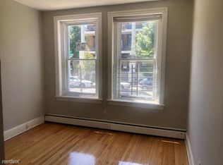 4403 Walnut St APT 1A, Philadelphia, PA 19104