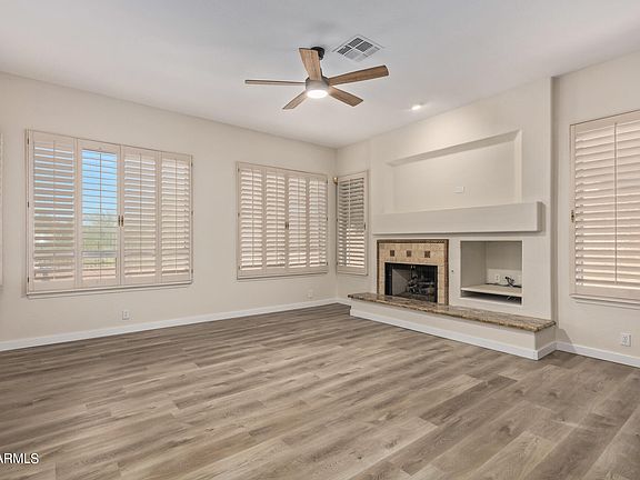 5th image of 15832 S 7TH Drive
