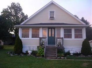 16162 E High St, Middlefield, OH 44062