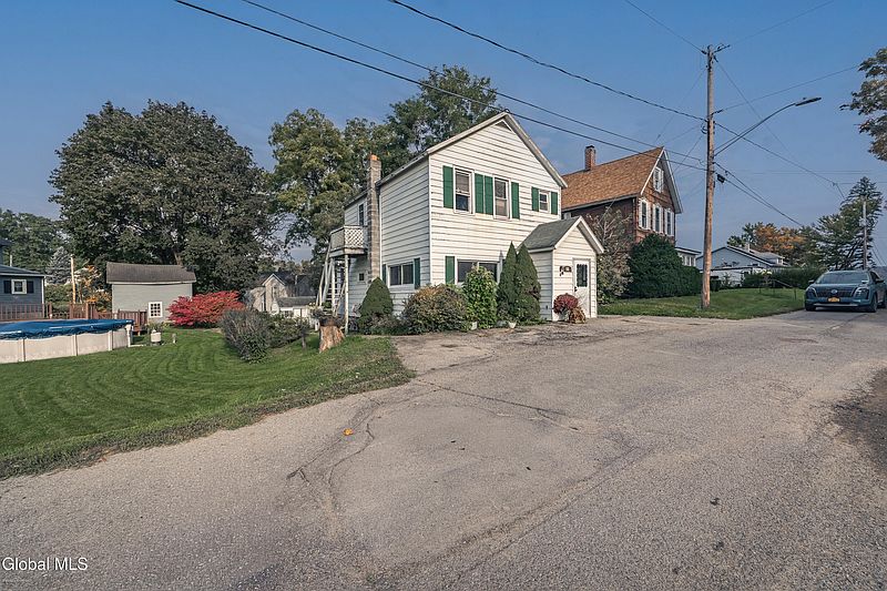 4th image of 24 Upper Franklin Street