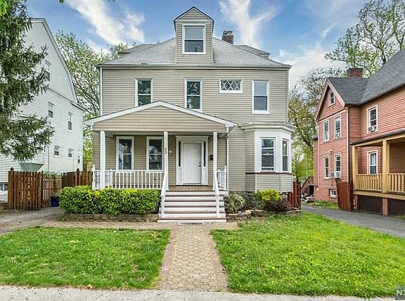 2nd image of 69 Brighton Ave