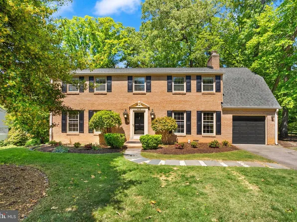 4018 Robertson Blvd, Alexandria, VA 22309