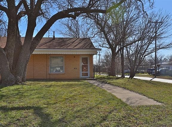 2nd image of 601 E North 18th St