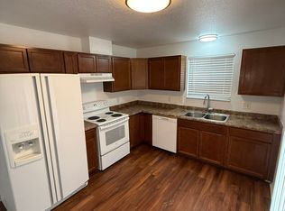 27 Lansing St #27, Aurora, CO 80010