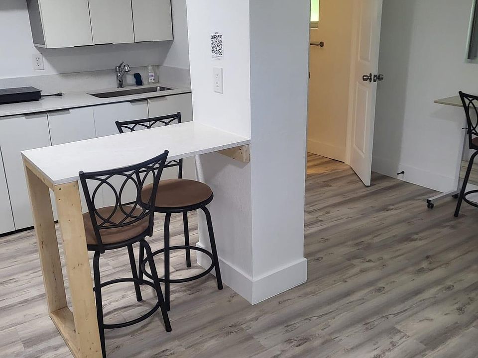 1st image of 16525 N Miami Ave #2