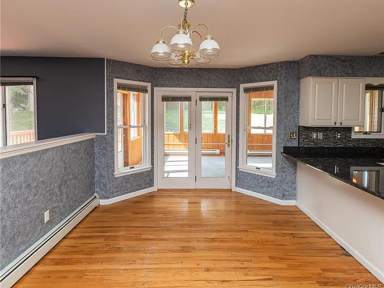 11 Peterson Rd — Photo 5