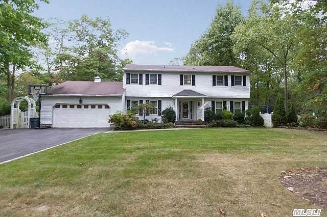 1st image of 23 Highwoods Ct