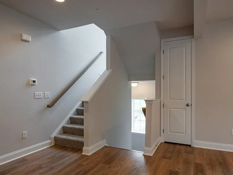 1322 Revival Dr — Photo 4