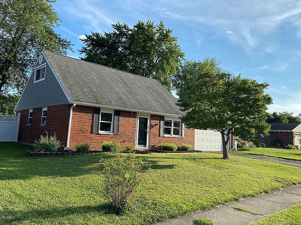 1st image of 2406 Waterford Dr