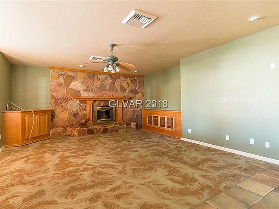 4th image of 2830 Rosanna St