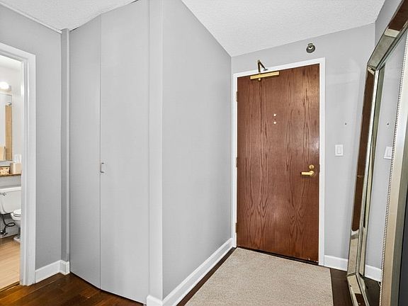 4th image of 440 N Wabash Ave APT 3810