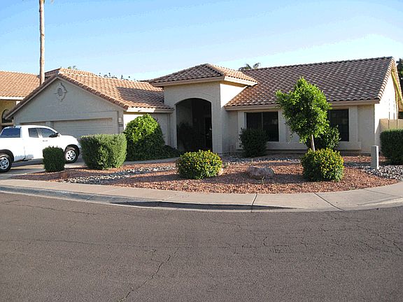4th image of 10917 W Bermuda Dr