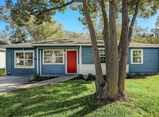 1122 Appomattox Dr, Texas City, TX 77591