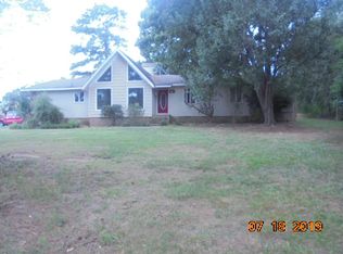 102 Shoally Park Dr, Boiling Springs, SC 29316