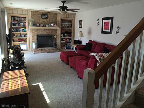 3rd image of 682 Ocean Lakes Dr