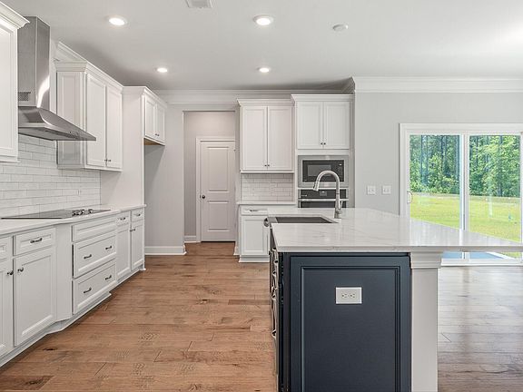 6th image of this home