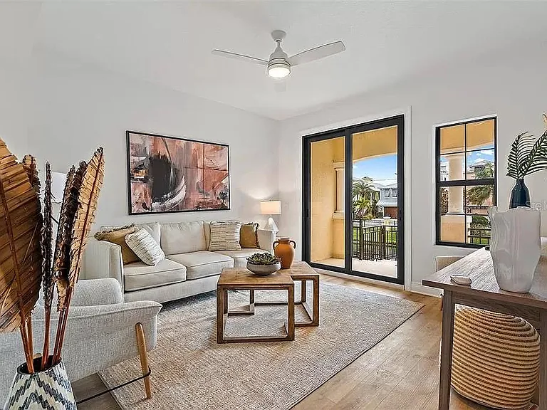 6418 Margarita Shores Ln — Photo 12