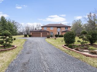 6520 Saddle Ridge Ln, Long Grove, IL 60047