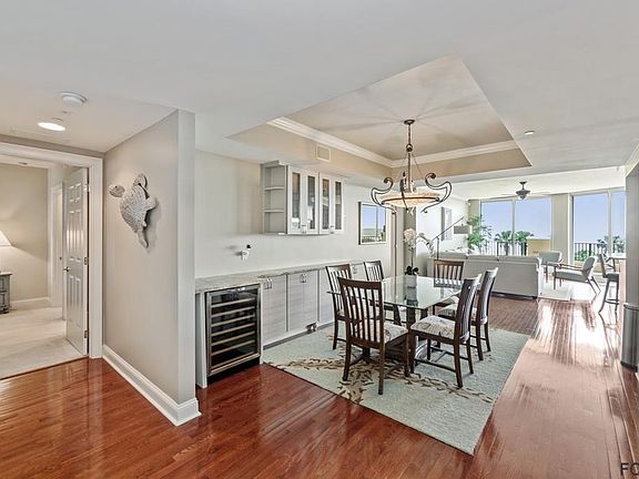 2nd image of 20 Porto Mar APT 204