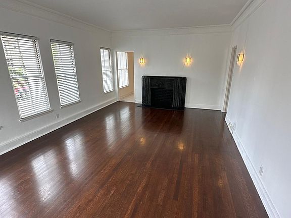 5th image of 100 N Sycamore Ave APT 12