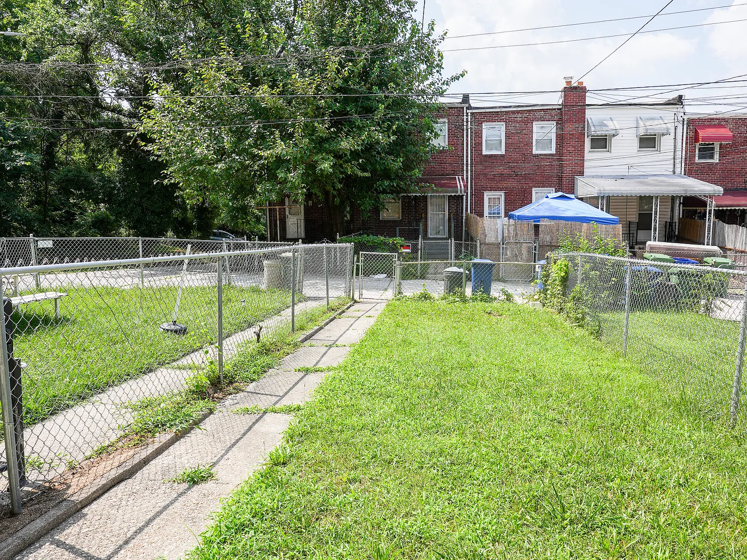 2 bed, 1000 sqft, $2,000 — Photo 3