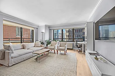 240 East 47th Street, #19B