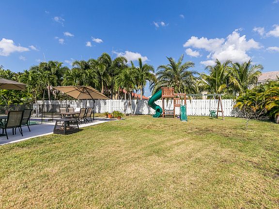 FENCED BACKYARD