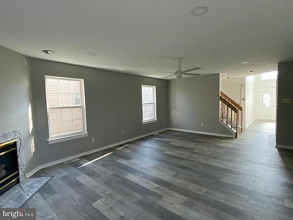 4th image of 1211 Serota Pl