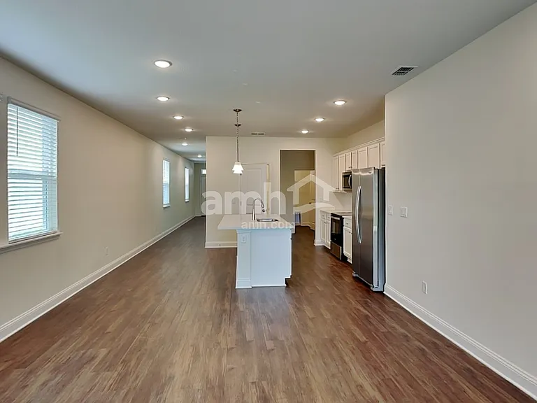 621 Onate Cir — Photo 5