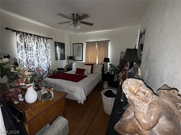 5th image of 313 N 8th St