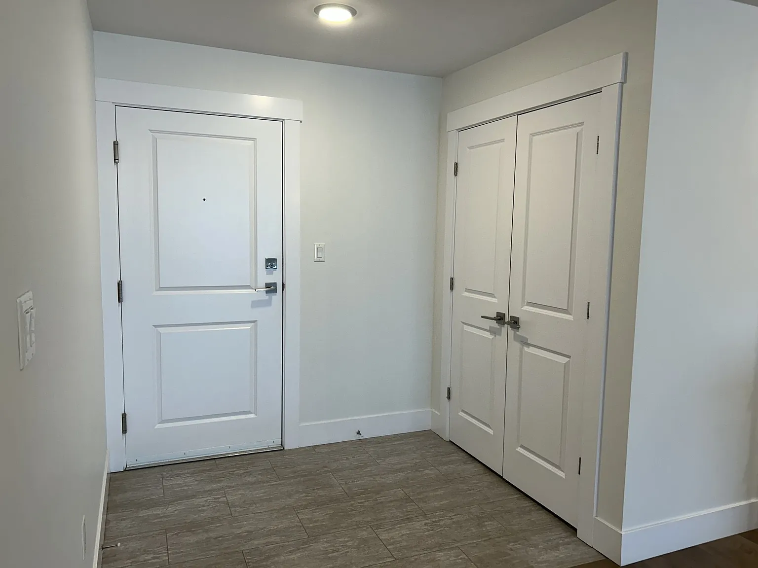 2 bed, 1300 sqft, $1,850 — Photo 2