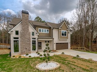 181 Eagle Glen Dr, Woodstock, GA 30189