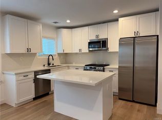1215 N Vista St #0, Los Angeles, CA 90046