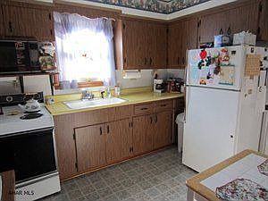 2nd image of 117 Division St