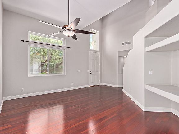 4th image of 14276 W Lexington Ave