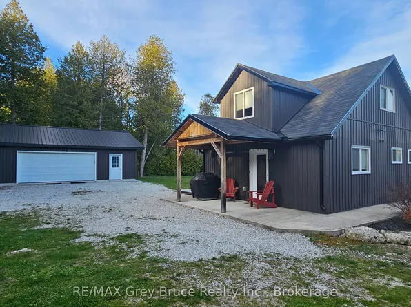 597 Stokes Bay Rd, Northern Bruce Peninsula, ON N0H 2M0