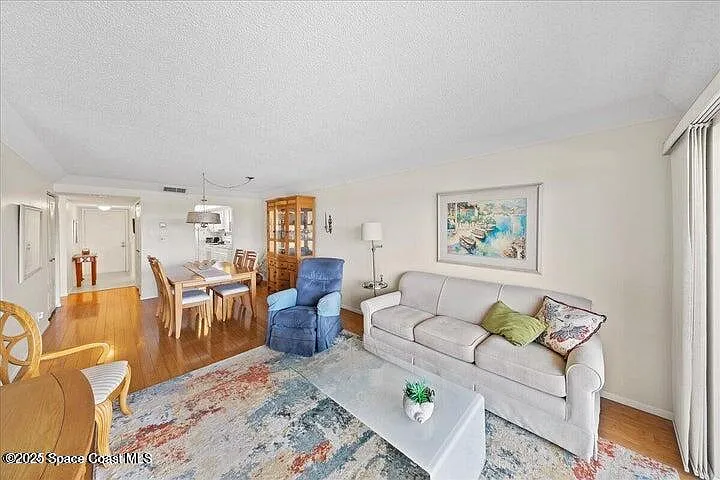 500 Palm Springs Blvd #602 — Photo 9