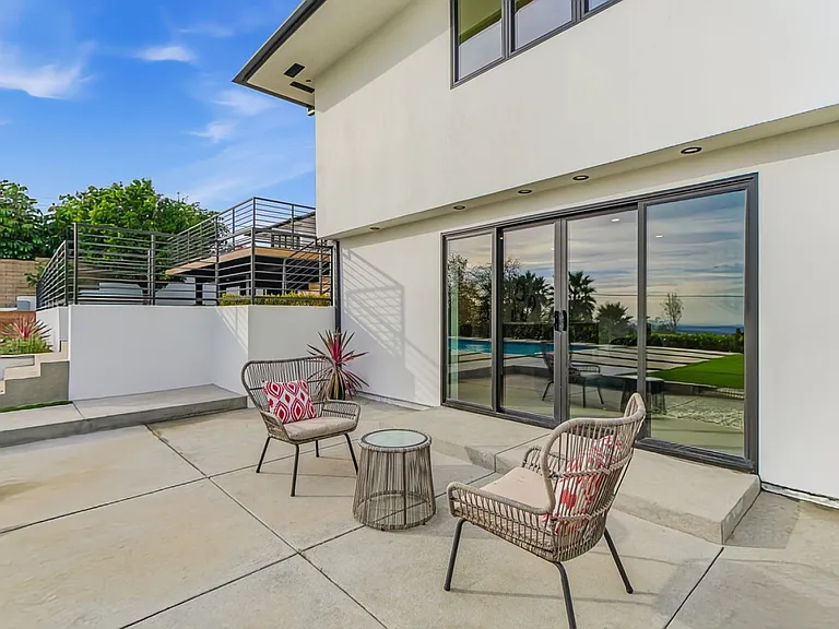 1764 E Loma Alta Dr — Photo 52