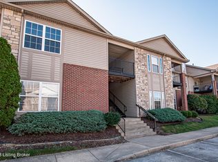 7315 Saint Andrews Woods Cir UNIT 103, Louisville, KY 40214