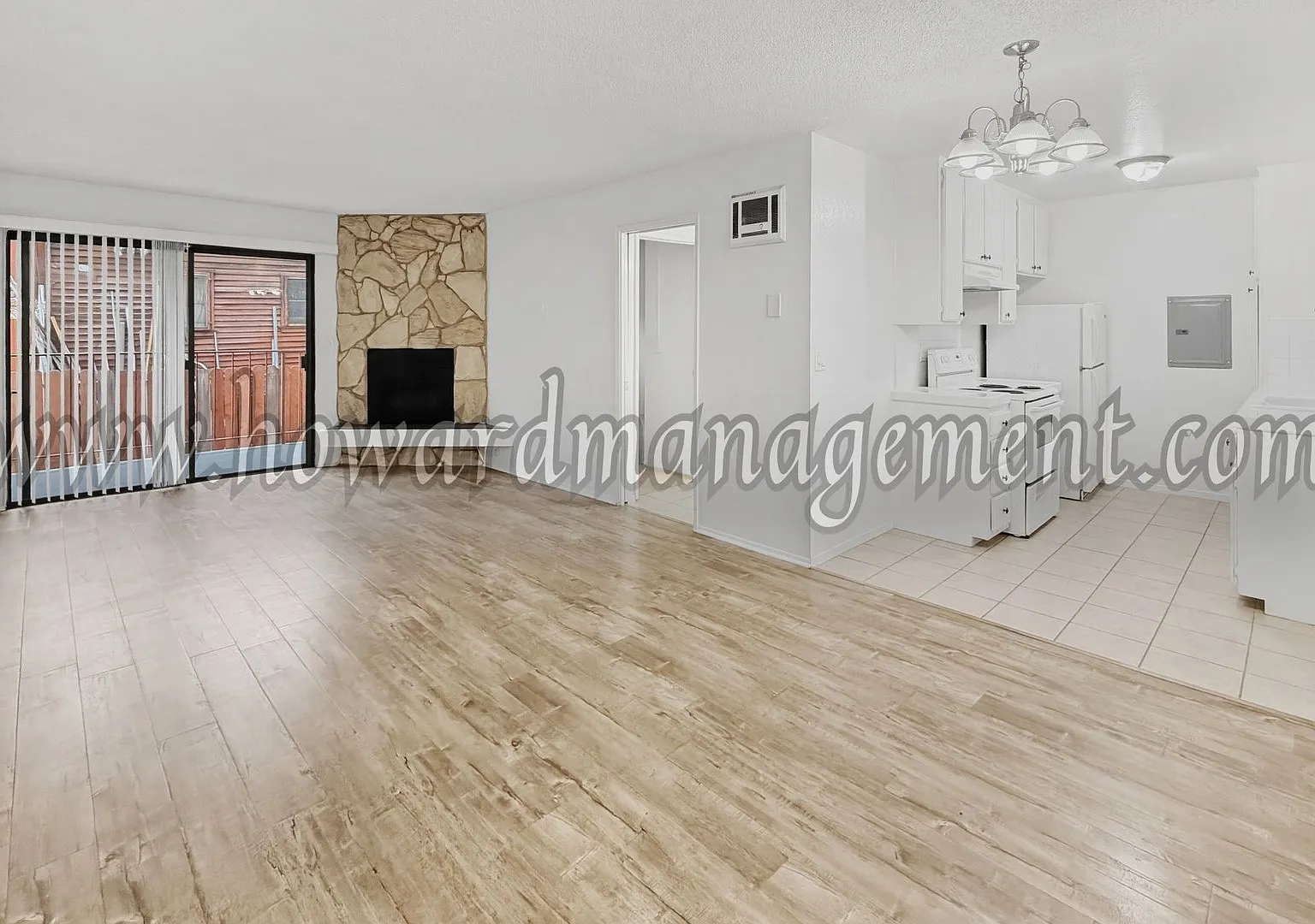 323 Bicknell — Photo 3