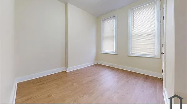 1332 N Wanamaker St — Photo 16
