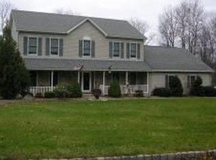 1 Riverdale Ct, Oak Ridge, NJ 07438