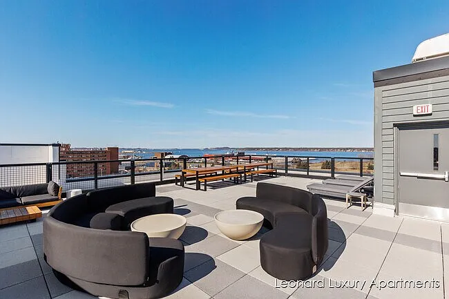 The Leonard Luxury Apartments — Photo 105