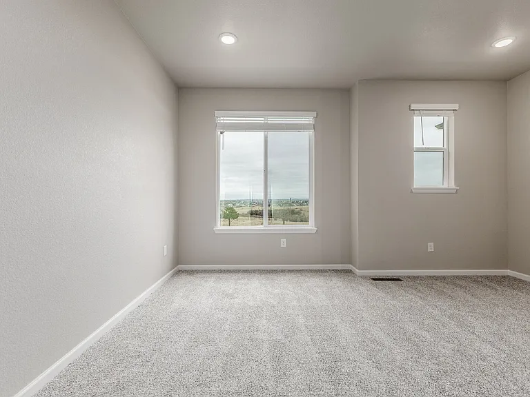 6770 Merseyside Ln — Photo 13