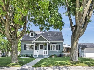 304 Michigan St, Sheboygan Falls, WI 53085