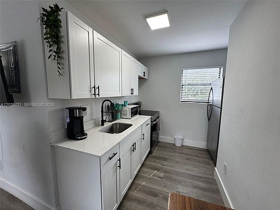 2nd image of 584 NW 30th St APT 3